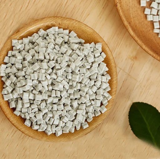 Hot Selling Easy-to-Process Plastic Pellets Engineering Plastic Pellets PBT