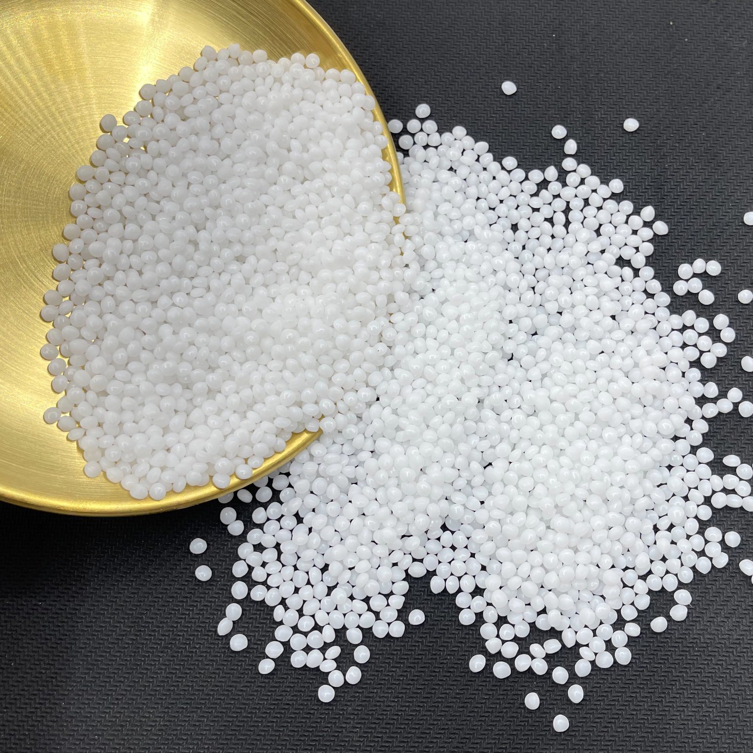 Acetal POM Supplier Engineering Polymer Polyoxymethylen Granules Recycle POM Virgin Plastic POM GF30