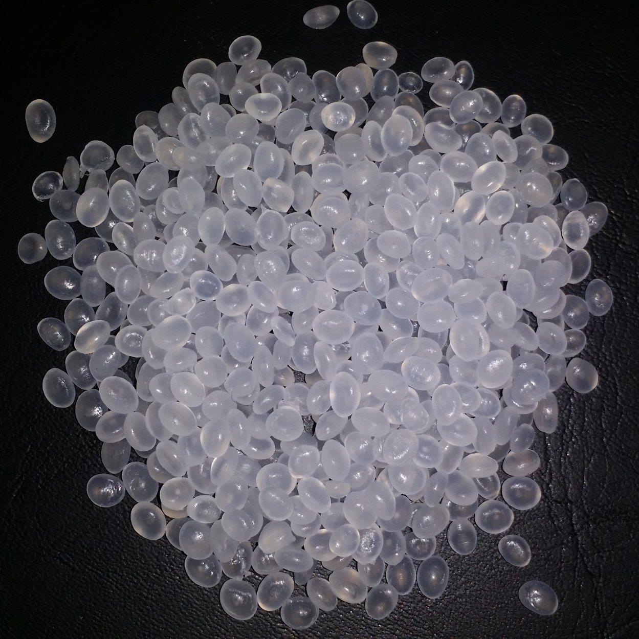 China 
Factory Low Wholesale Price Virgin LDPE Low Density Polyethylene LDPE 2426h Film Grade Plastic Raw Material LDPE Granules
manufacture and supplier