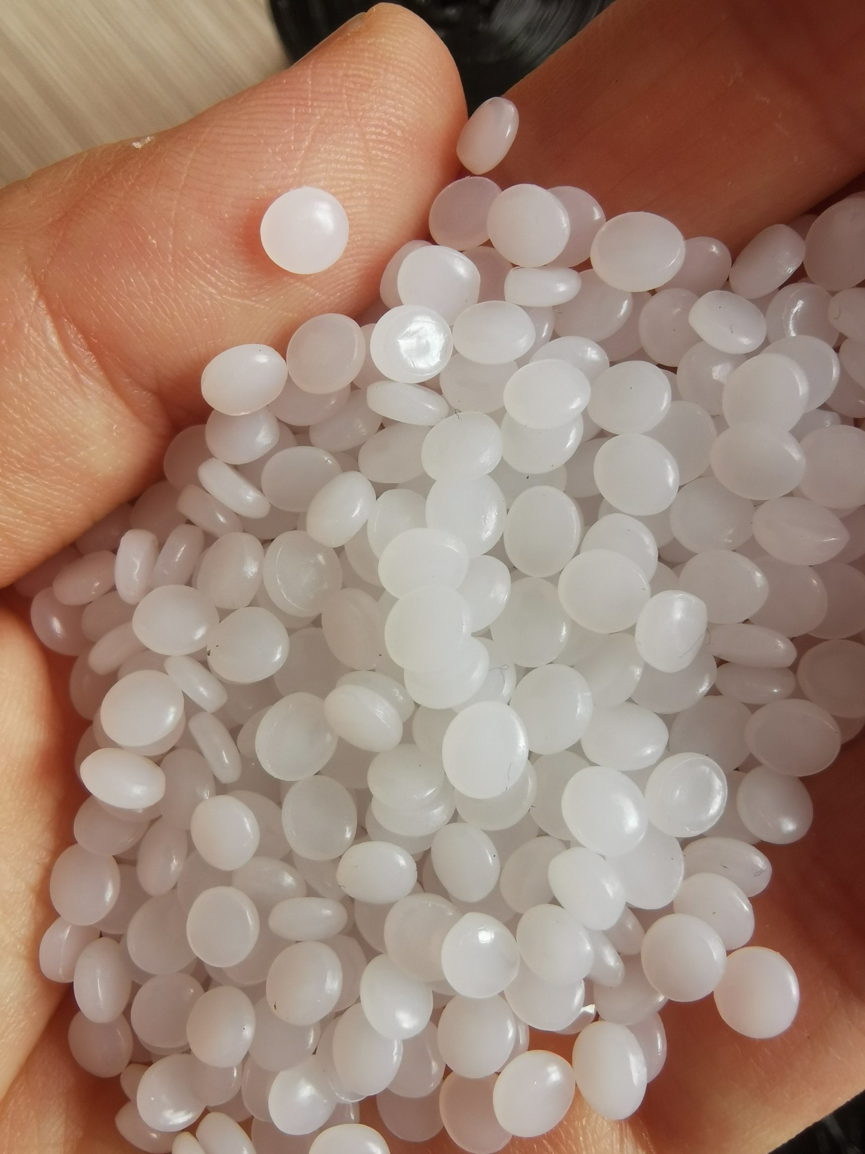 China 
O polietileno de alta densidade de HDPE 8008H/6095 Virgem PE-HD grânulos de HDPE de moldagem por injeção de matérias-primas de plástico
fabricação e fornecedor