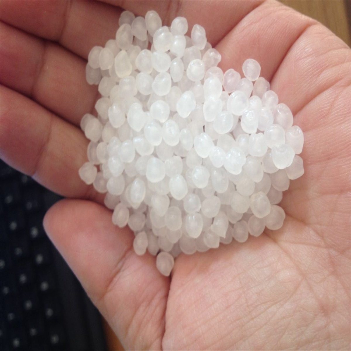 Manufacturer Price Plastic Small Granules LDPE/HDPE Polyethylene CAS 9002-88-4