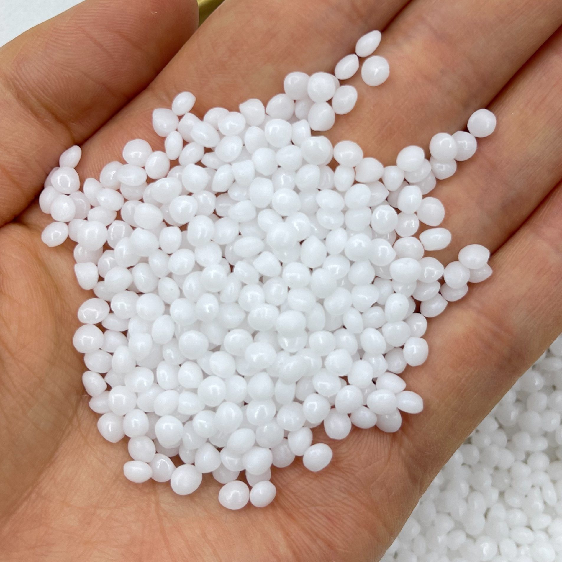 Stock Direct Selling POM N2320 Food Grade Polyoxymethylene Virgin Resin Granule POM Plastic Raw Material Granules