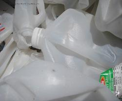 China 
HDPE Granule LDPE LLDPE Milk Bottle Scrap Quality Low Price HDPE
manufacture and supplier