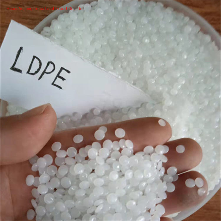 China 
Material plástico de alta qualidade o LDPE 2426h filme de plástico de qualidade das matérias-primas grânulos de LDPE
fabricação e fornecedor