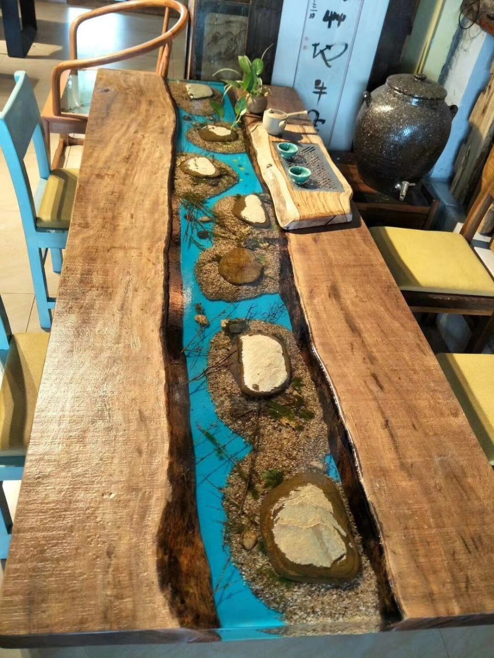 Liquid Crystal Clear Epoxy Resin Floor/River Table